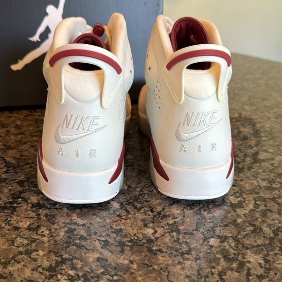 Air Jordan 6 Retro 2015 White and Maroon Sneakers 10.5 like new - Picture 7 of 16